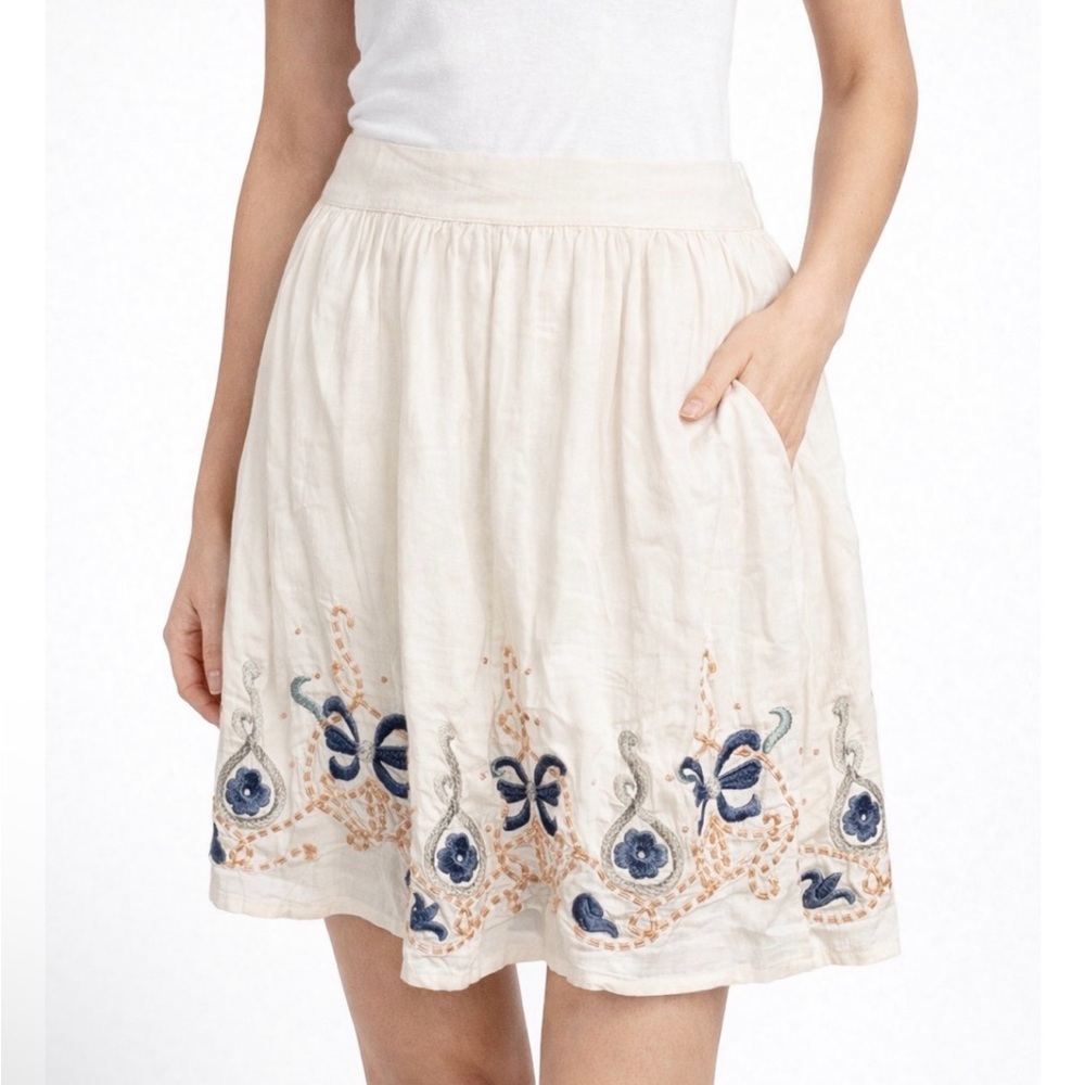Willow & Clay Embroidered Skirt Size L Cream Boho Floral NWOT Feminine